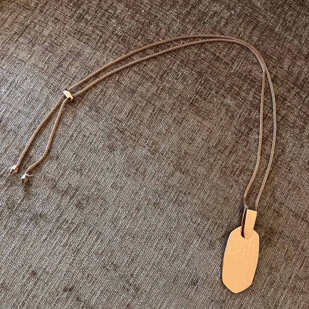 NWOT ROSE GOLD Adjustable Necklace.